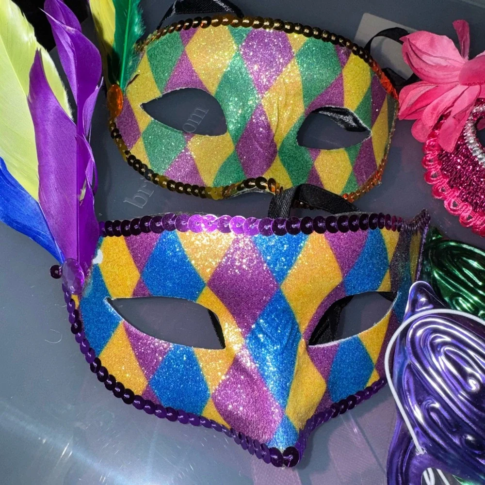 5 Mardi Gras Party Masks Set